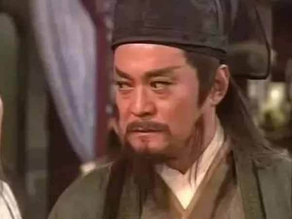 笑傲江湖,华山派为什么特别穷?连首徒令狐冲的零花钱都不多?