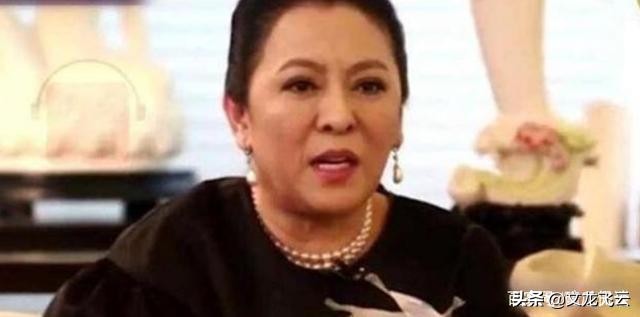 李连杰得的是甲亢还是甲减,李连杰的甲亢为什么没治好