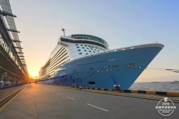 黄晓明皇家加勒比海洋光谱号,海洋光谱号黄晓明杨颖