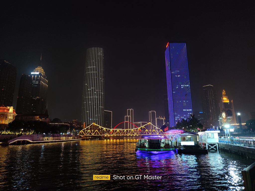 标准“水桶”级配置，realmeGT大师探索版评测，骁龙870+120Hz屏