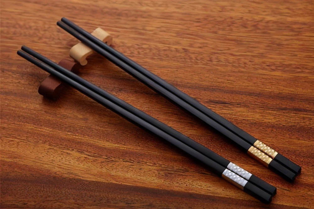 商纣王的筷子用什么做的,妲己发明了筷子