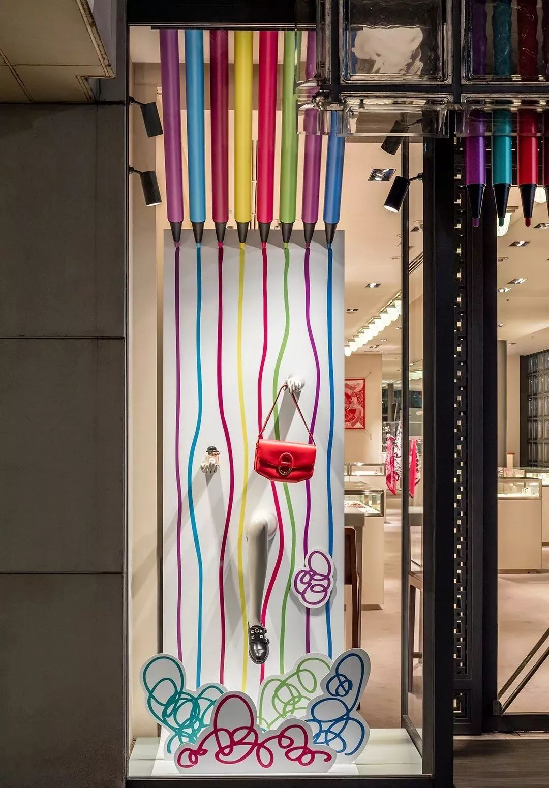 爱马仕品牌设计理念,爱马仕的品牌定位策略