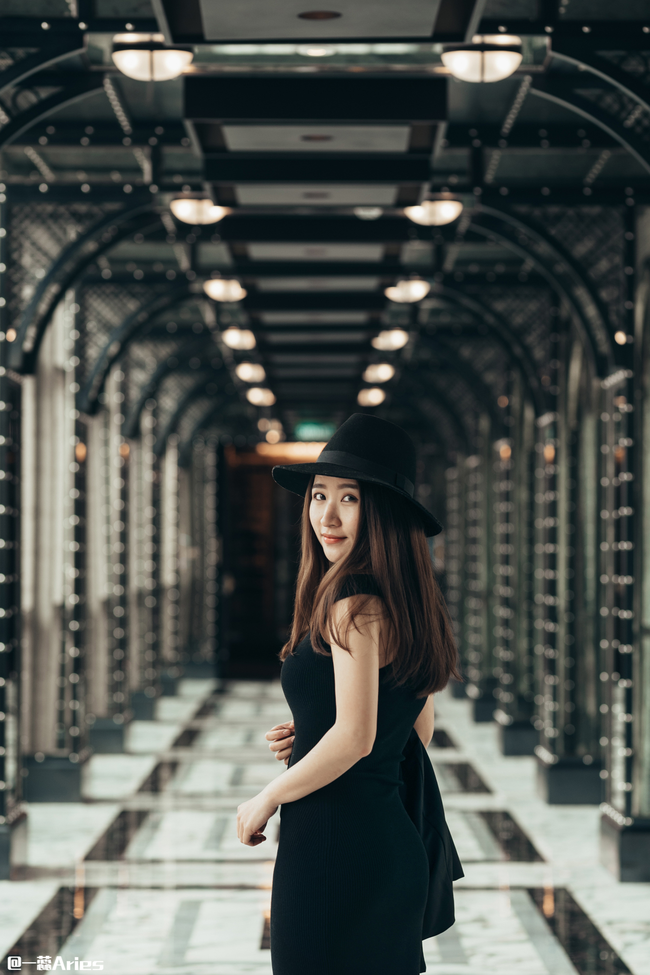 来澳门感受一下紫醉金迷,澳门一天游必去的美食街