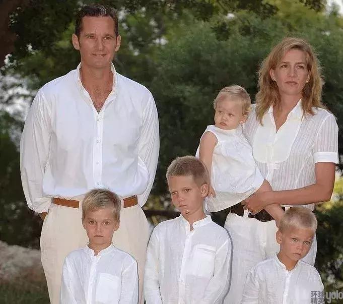 西班牙最穷王室人设崩塌一地鸡毛,最穷王室