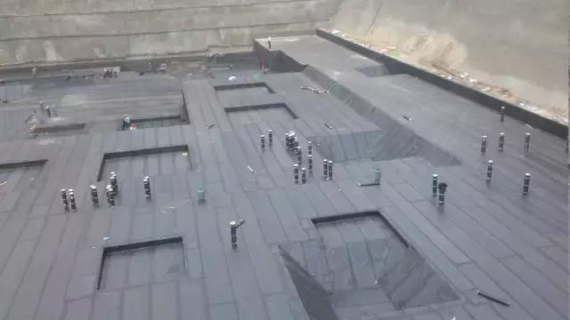 sbs防水卷材优缺点,带砂防水卷材的优缺点