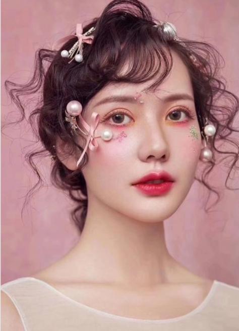 夏天女生需要化妆吗,夏天女人为什么要化妆