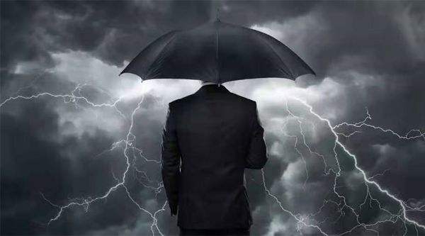 证券交易所的风险公告,股票风险提示和股票风险警示