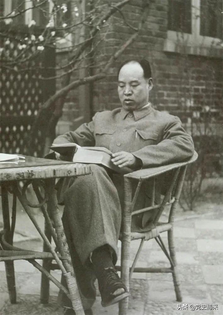 *真彭**别具一格入木三分的讲话艺术