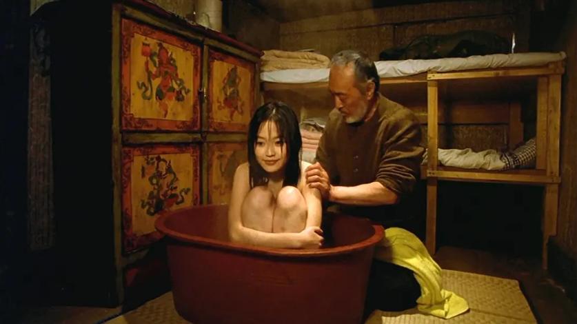 *虐性**、*力暴**、畸恋毁三观他都占了,要怎么评价这个“变态”导演?