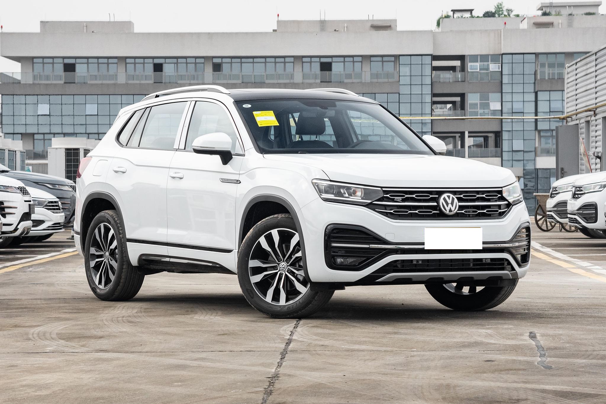 30万2.0t四驱车长4.6米合资suv,合资品牌配置丰富买这款suv准没错