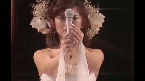 山口百惠和她的两个儿子,山口百惠21岁1980年隐退纪录