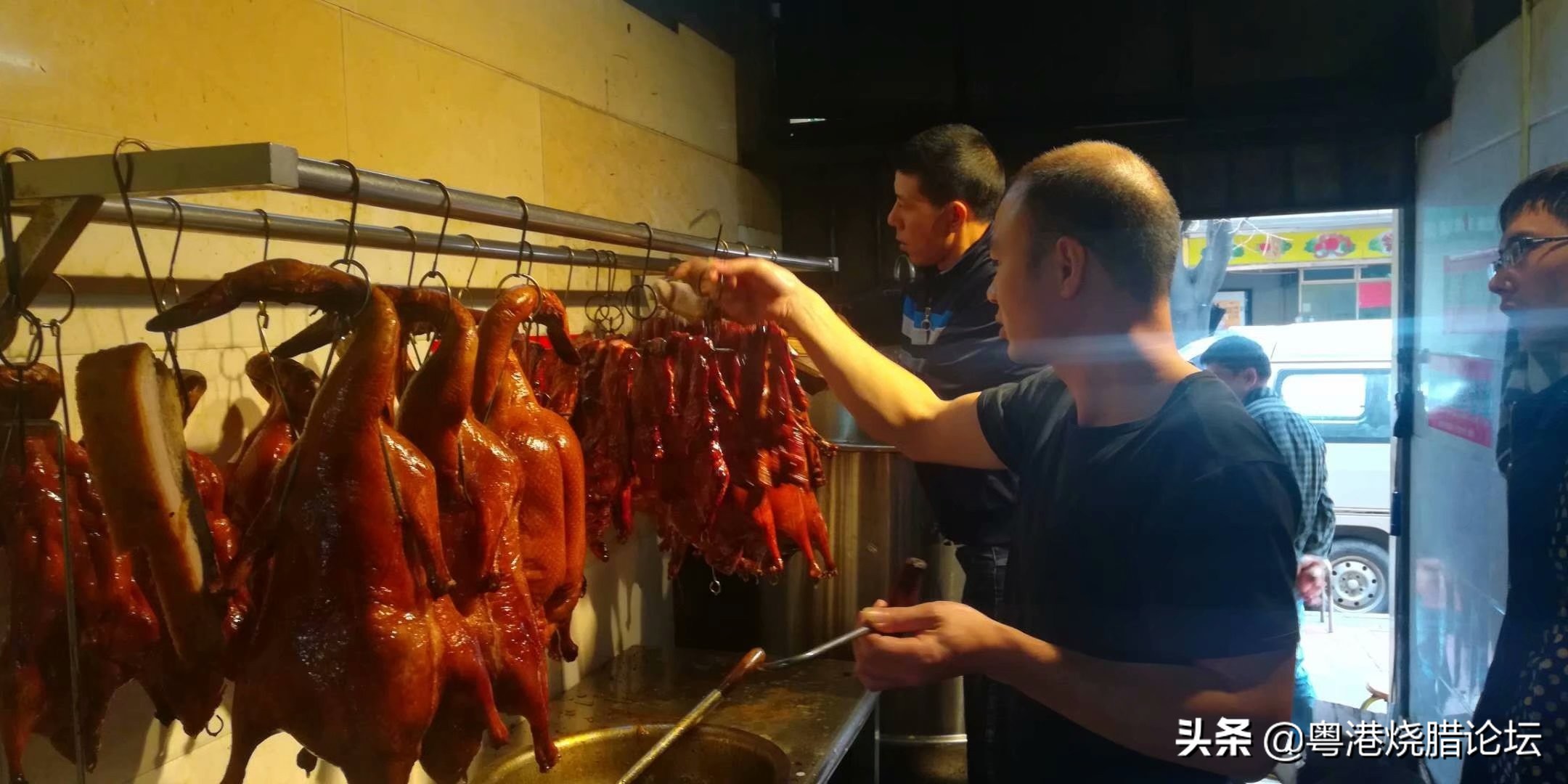 烧鸭烤出来怎么才能保持皮不会皱,烧鸭皮破怎么处理