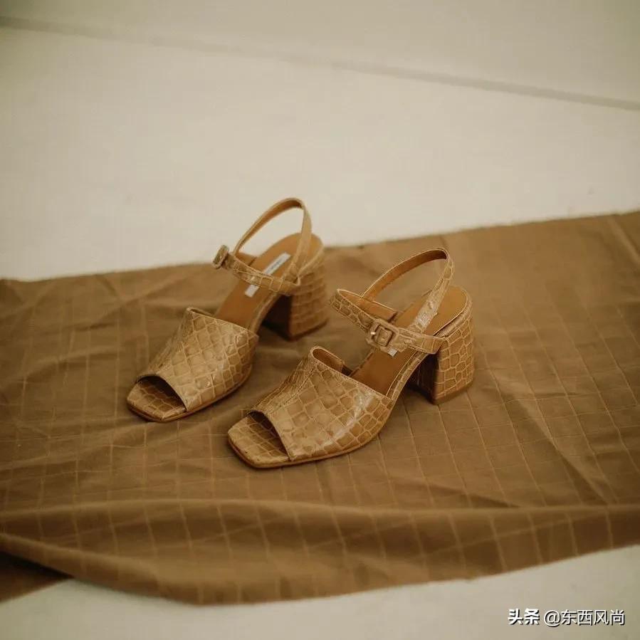 低调而不失奢华的高跟鞋,优雅而不失风度的高跟鞋