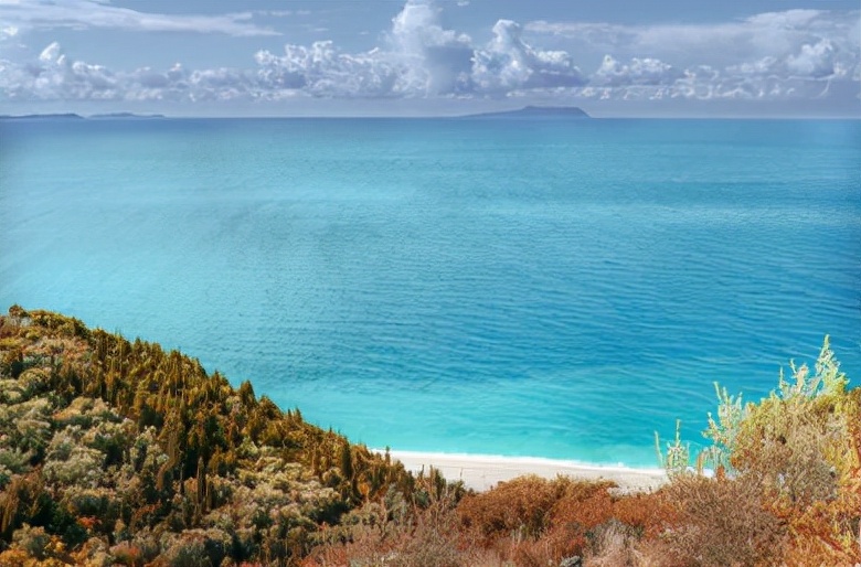 自以为是的人终究会失败,女人最大的悲哀就是自以为是