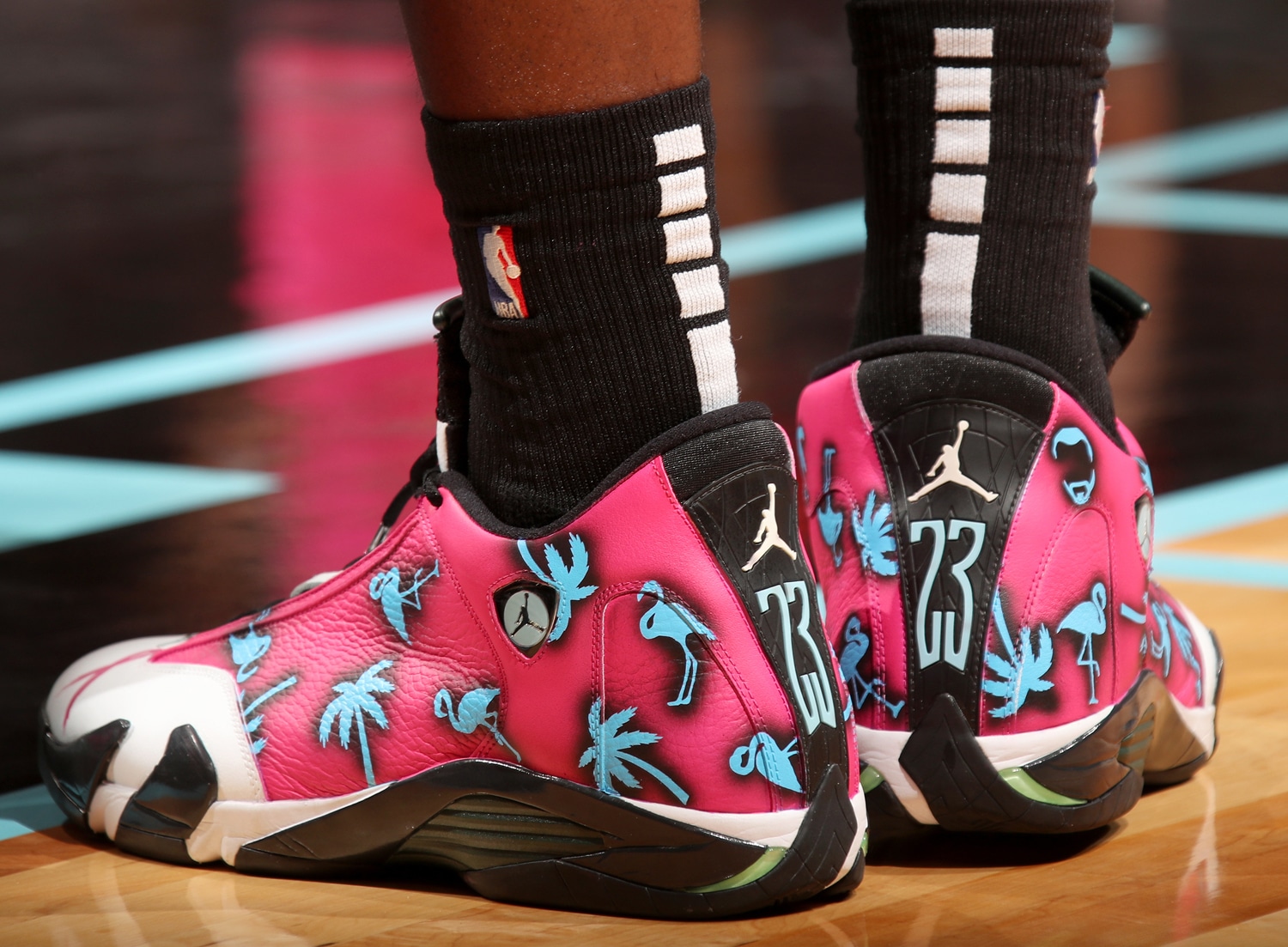 NBA赛场最近三天篮球鞋精选集：鞋头们的赛季鞋王之争越发激烈