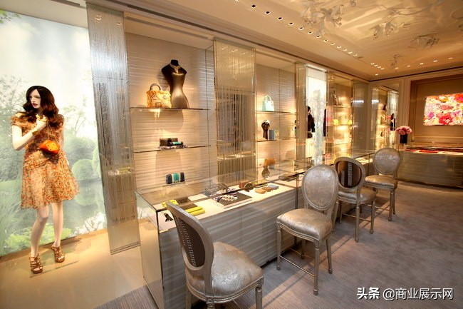 dior东京,日本迪奥旗舰店