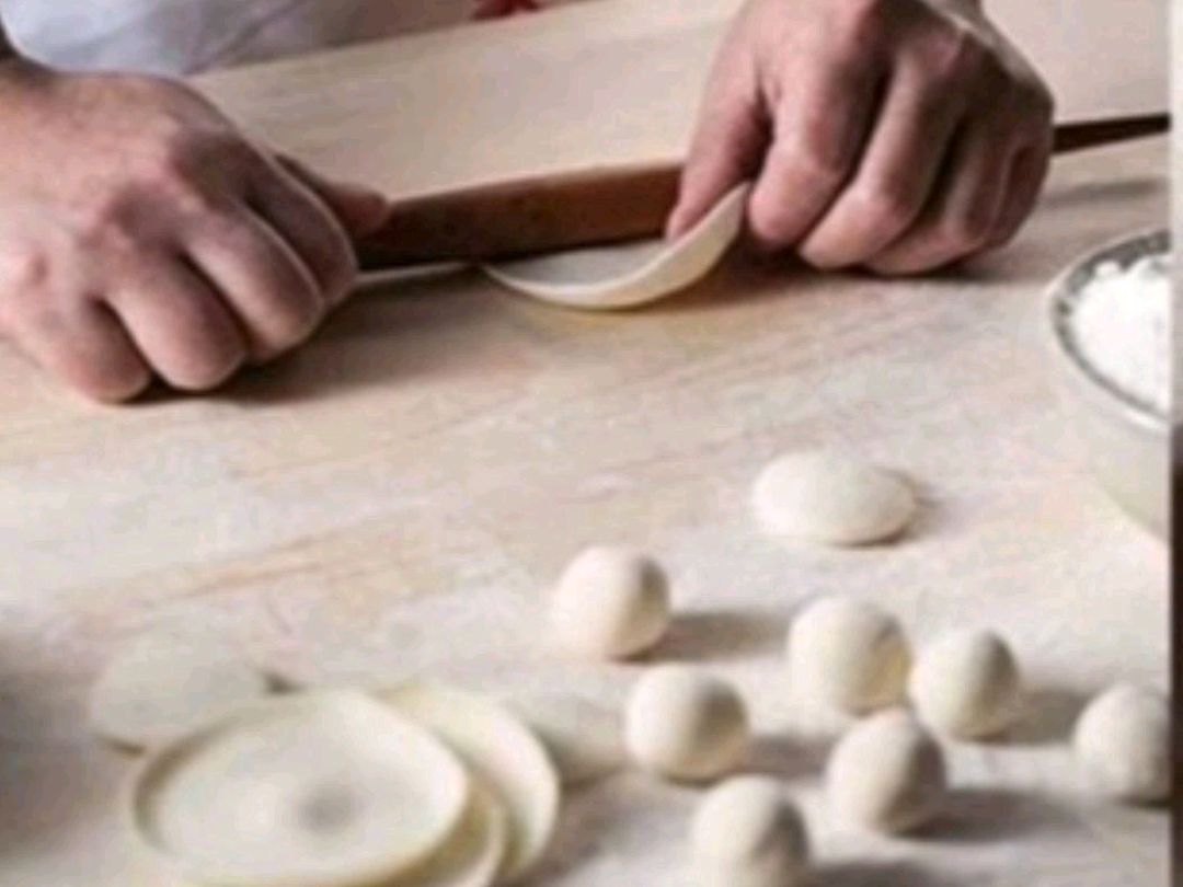 教你6种快速包饺子方法,厨师教你包饺子技巧擀皮方法