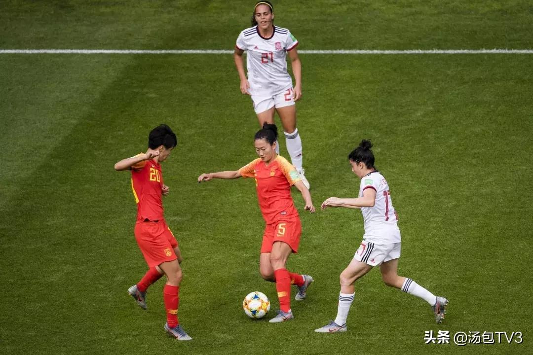 不是专业运动员能进短跑国家队吗,不是专业运动员可以参加达级赛吗