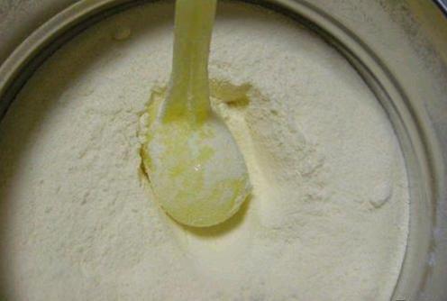 什么奶粉吃了小孩头变大,什么奶粉小孩吃了容易长大