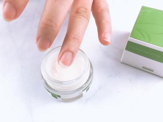 雅诗兰黛眼霜去细纹效果怎么样,雅诗兰黛祛眼纹吗