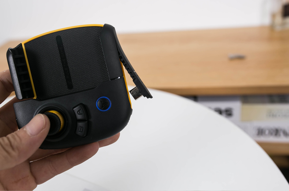 黄蜂2背键版苹果,黄蜂2手柄支持苹果15以上系统吗