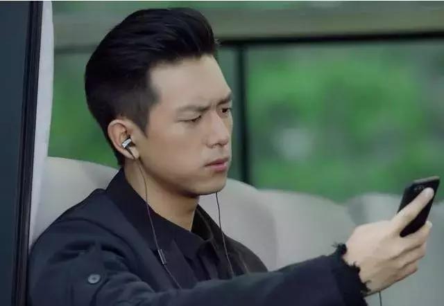 90后的李现为何如今能爆红,这一首歌给了我们答案