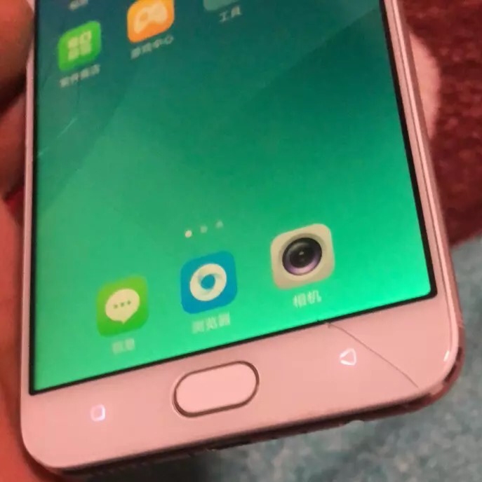 oppor9s17年买的现在值多少钱 (oppor9s两百块值得买吗)