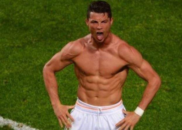 为什么c罗背阔肌这么宽,c罗肌肉vs博尔特肌肉