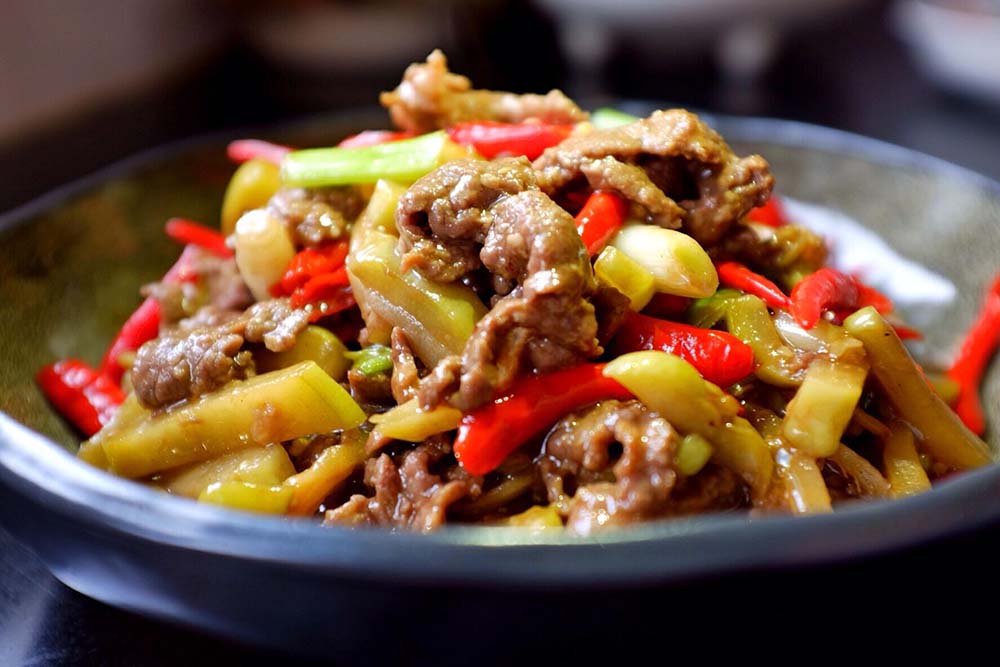 40年前厨师做菜,大厨房炒肉片嫩滑不老的妙招