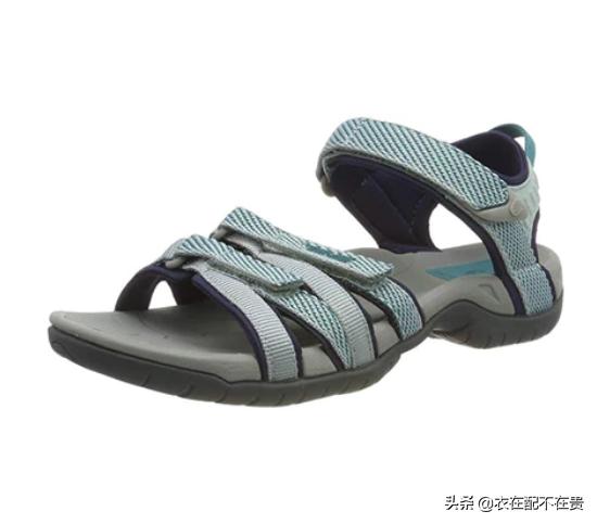 宽脚女生鞋,宽脚女适合穿什么鞋