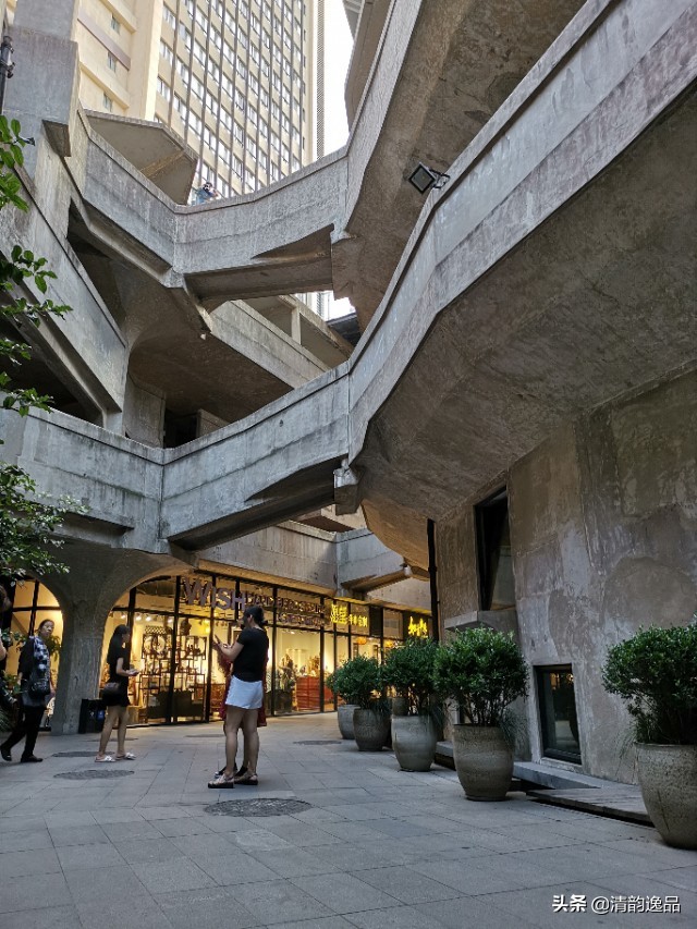 亲历诡异故事完整版,真实恐怖故事亲历者回忆