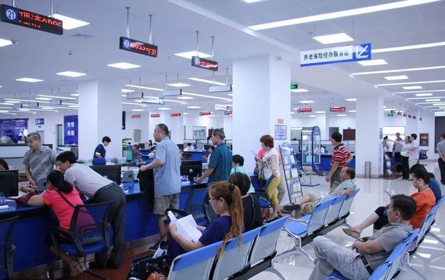 公务员档案年龄不符的最新规定,档案年龄与实际不符退休时怎么办