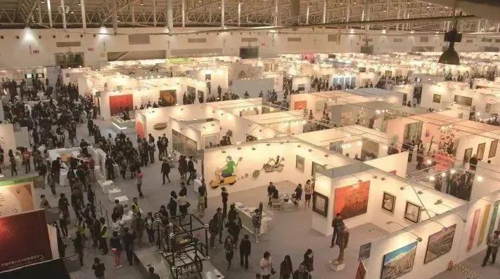 投资买入文物古董,300亿收购古董