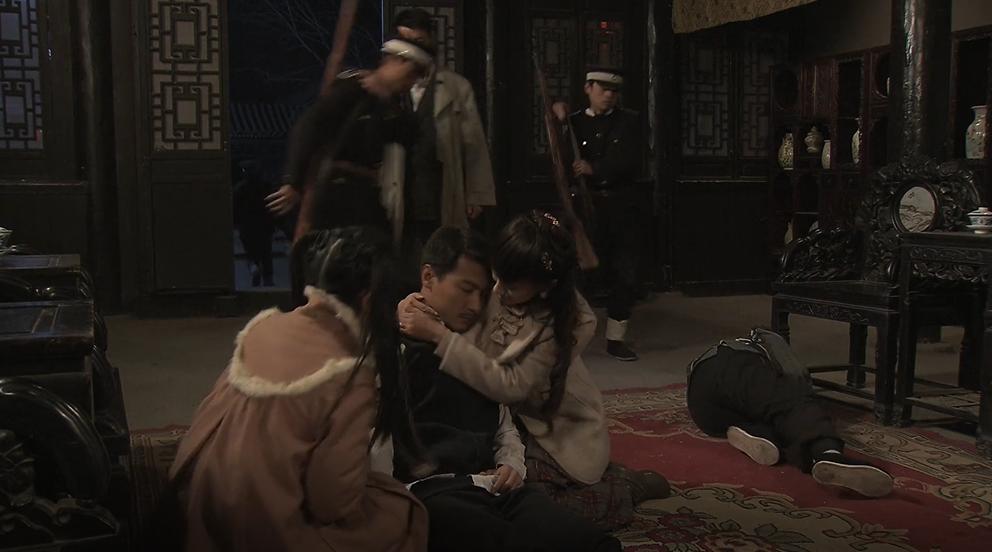 年轻女孩患怪病变成老太太,女子得怪病妙龄少女瞬间衰老