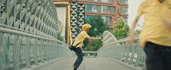 在一起雷佳音和外卖小哥片段,雷佳音在一起的外卖员