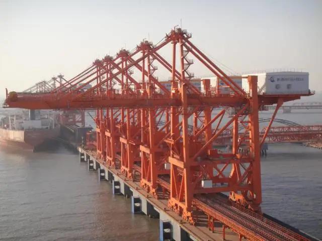 港口常用机器设备有什么,港口机械设备操作