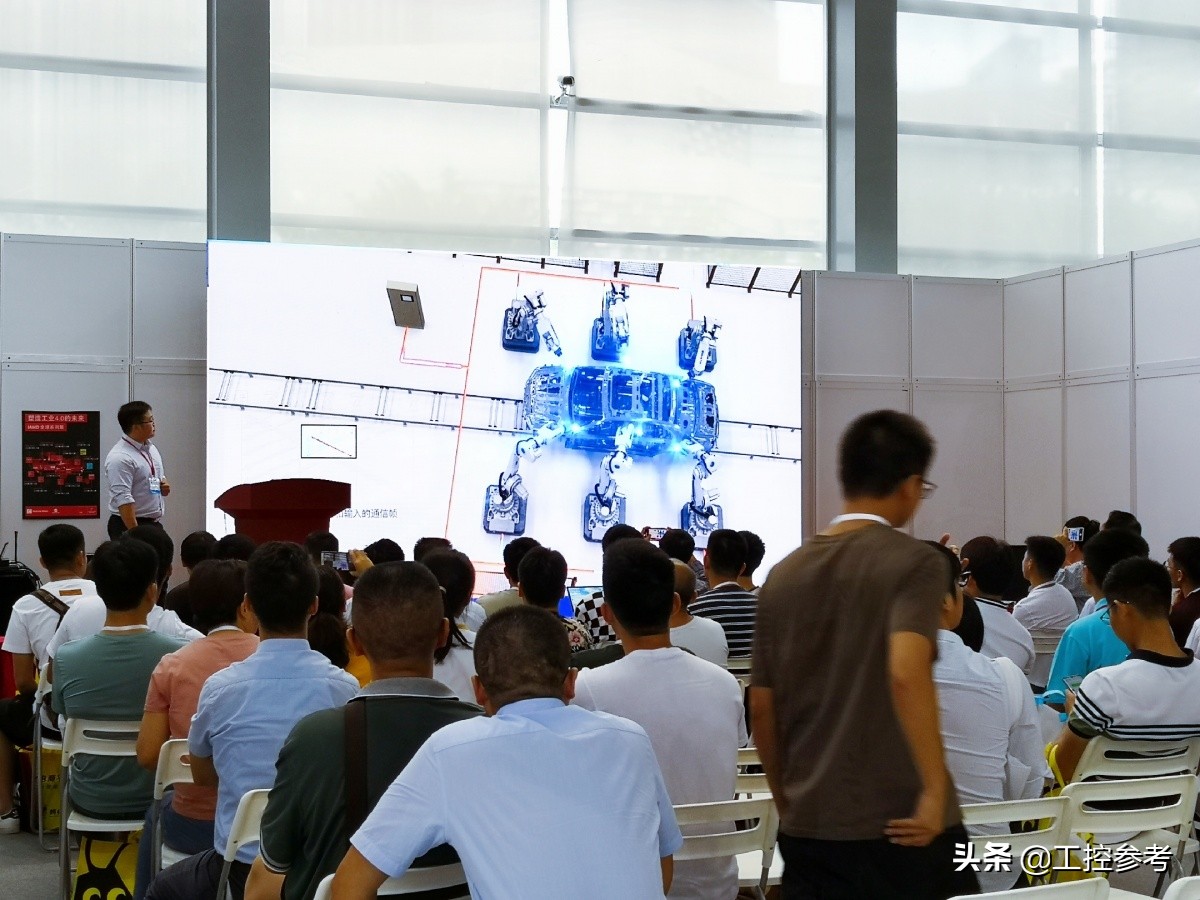 深圳这个自动化展:机器视觉成主角,智慧物流上演AGV“大作战”
