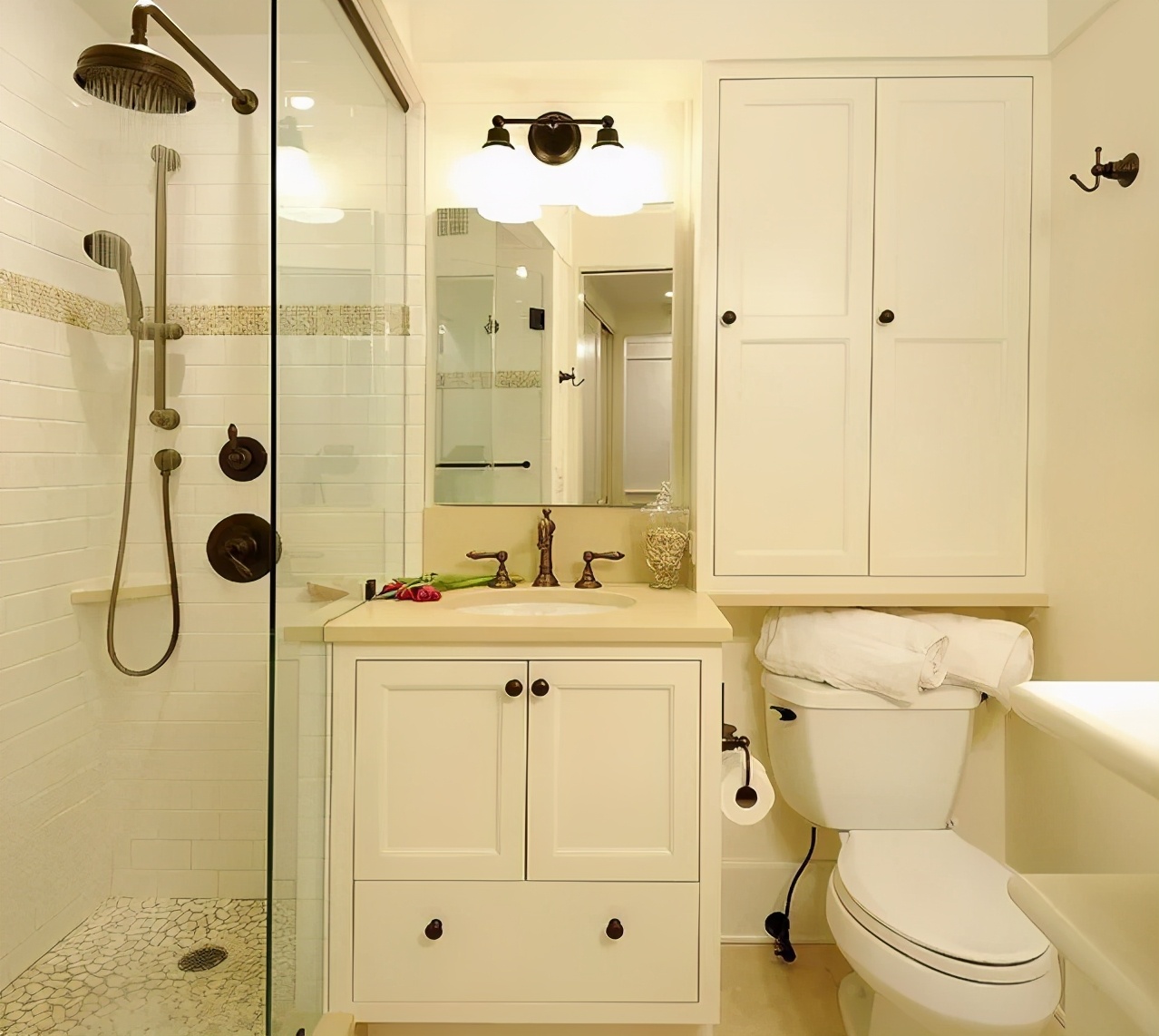 淋浴房和浴缸怎么选,浴缸和淋浴房哪个更经济实用