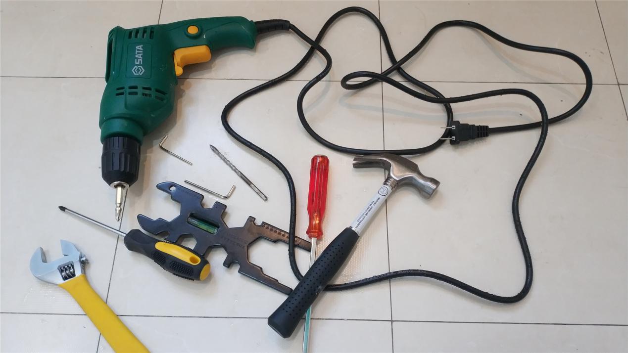 小米有品上999元花洒,水力发电LED显示,德国内芯,自动净垢顶喷