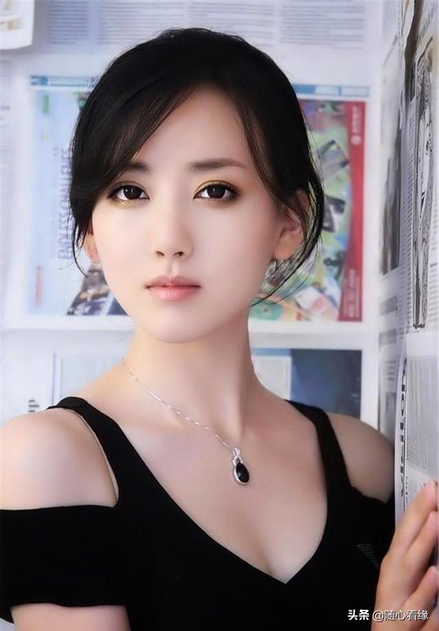 感人催人泪下的歌曲酒干倘卖无,酒干倘卖无催人泪下的感人视频