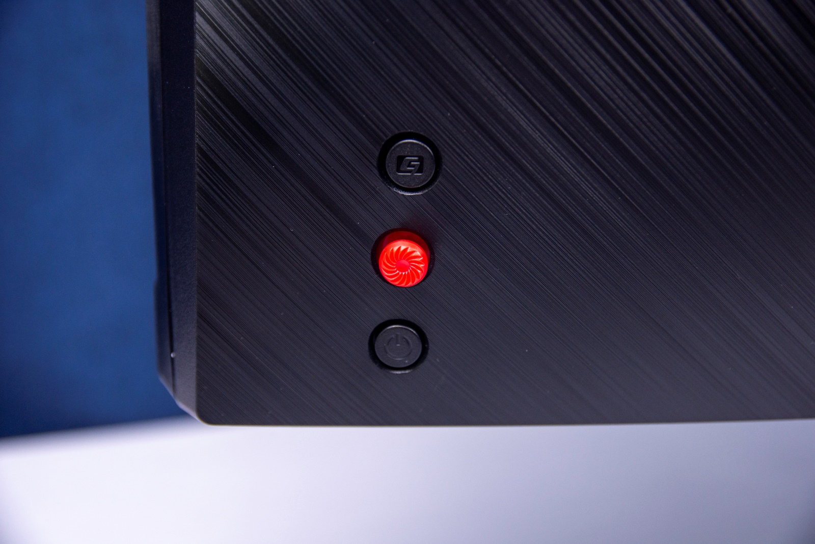 32英寸1800r曲面屏测评,32寸显示器1800r实测