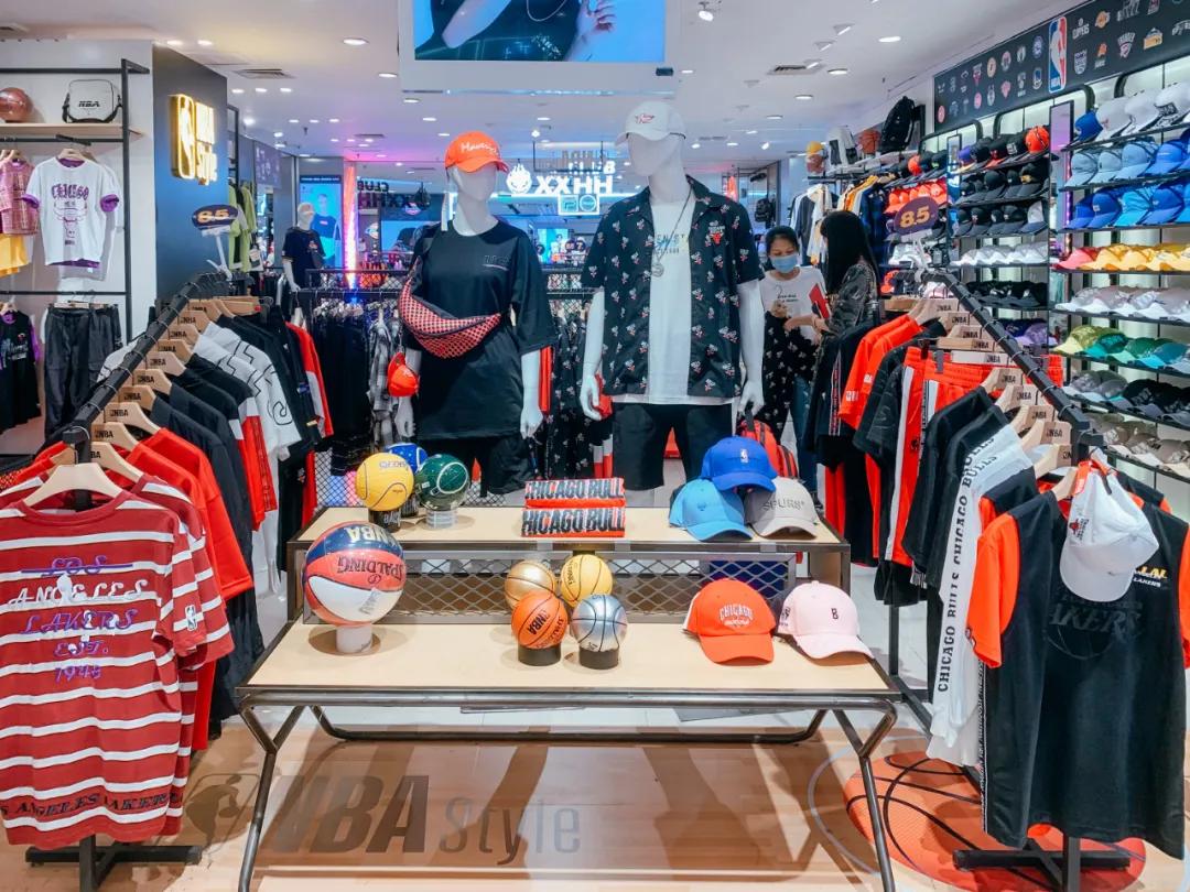 新世纪百货现在发展现状,新世界百货和新世纪百货