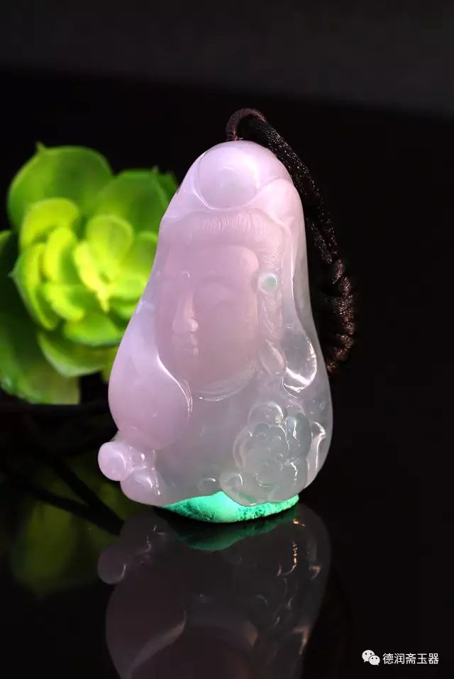 和田玉能戴玉镯洗澡吗,和田玉可以戴着洗澡吗