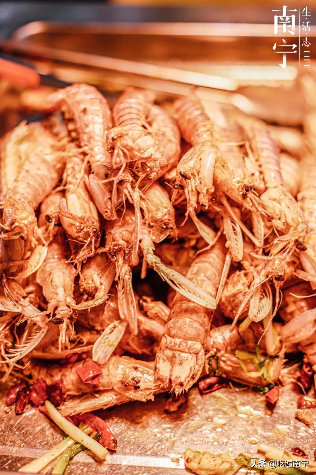 南宁最新最火的夜市街,曾经这条街很热闹现在却冷清