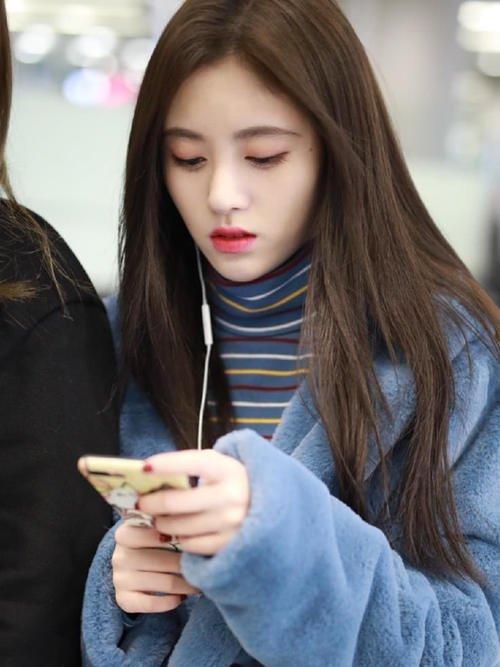 沙宣“退位让贤”,护发届翘楚“阿玛尼”上线,网友:良心洗发水