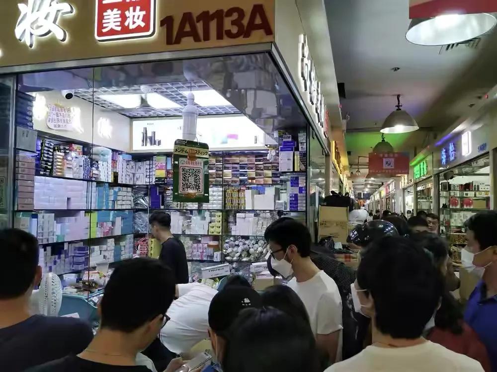 鎬庝箞鐪嬪緟鐤儏涓嬬殑娴峰浠ｈ喘,缇庡浗鐤儏涓ラ噸浠ｈ喘杩樿兘涔板悧