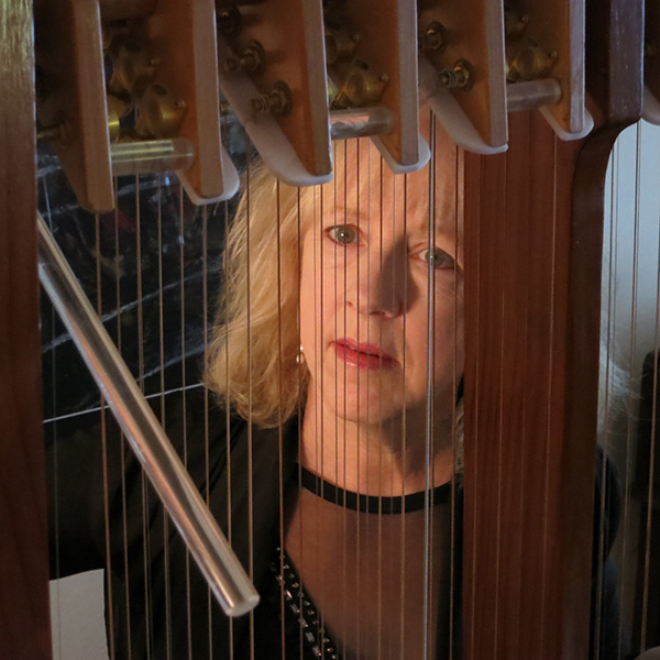 定位安妮·勒巴伦