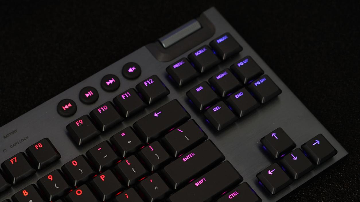 罗技g913键盘设置灯光,罗技g913无线键盘适合打字吗