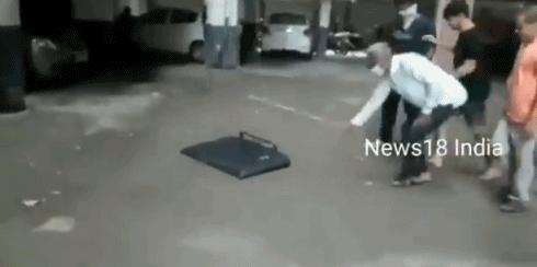 印度全民*制抵**“中方制造”砸烧中方货,最后竟变成了大型真香现场