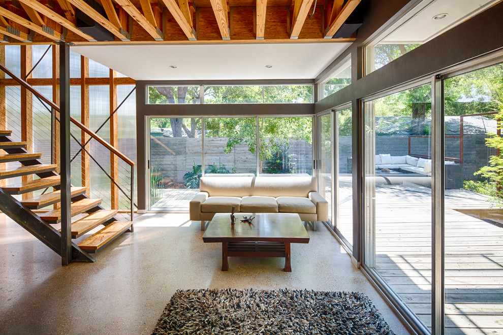 雨水悄悄的飘入门窗，别担心，杜绝这几种问题即可